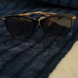 BRAND NEW GENUINE WOMENS GUCCI SUNGLASSES